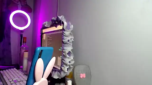 lussyevans24's cam snapshot