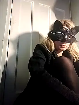 Amy01112 live sex cam