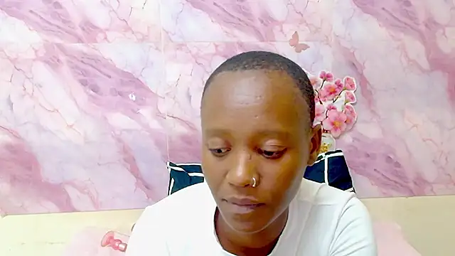 EbonyOlive69 live sex cam