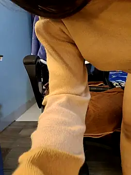 Bee___breastmilk live sex cam