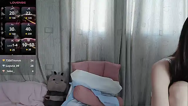 HeIlo-Honey live sex cam