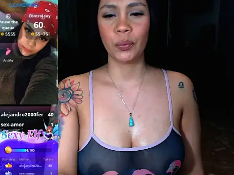 Carolay11 live sex cam