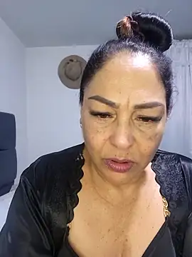 Gina_Myers live sex cam