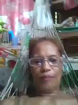 Petite_elise live sex cam