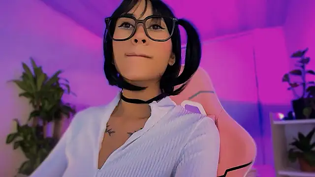 LudovicaSweet live sex cam