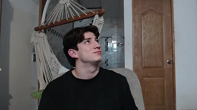 AteneoJr live sex cam