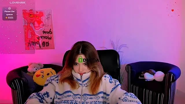 liana_kisses's cam snapshot