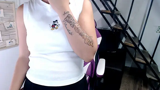 samantha_baby_'s cam snapshot