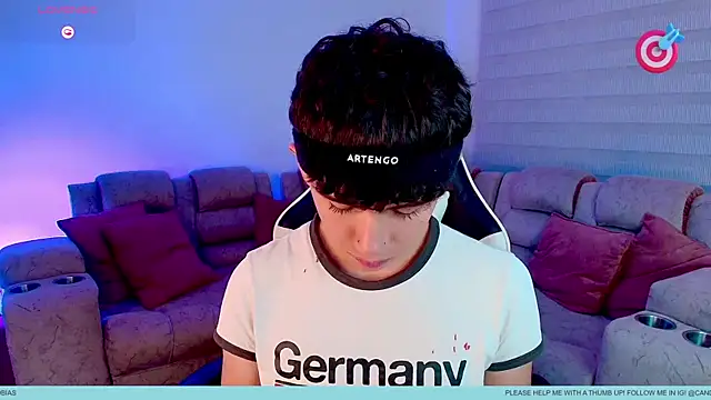 Niico_Cruz live sex cam