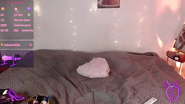 violetjane's cam snapshot