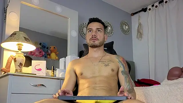 Chrissmor's cam snapshot