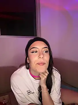 alesziarose_'s cam snapshot