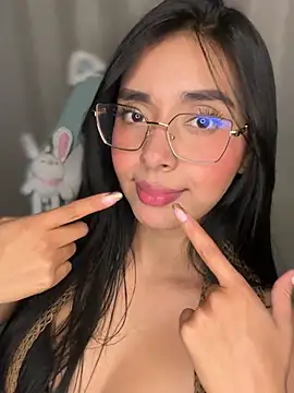 MiaSofia__ live sex cam