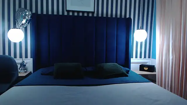 GiaTegel's cam snapshot