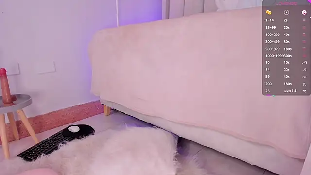 your_alina18's cam snapshot