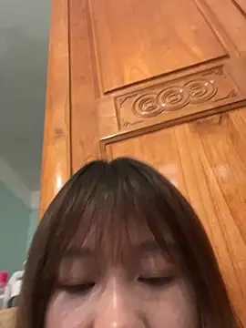 Liness101 live sex cam