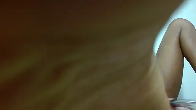 avaleri_cherry's cam snapshot