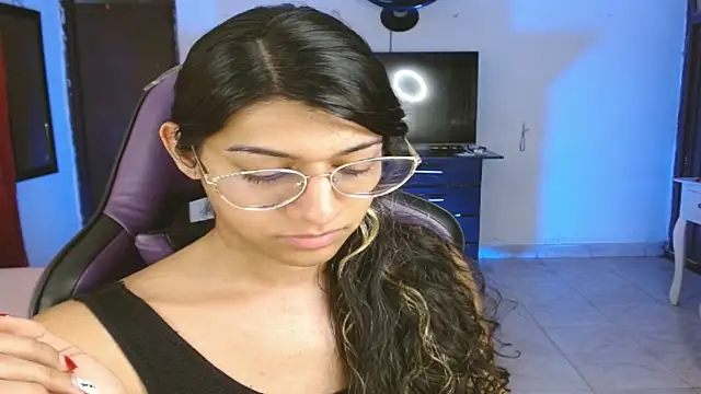 engielphoenis14 live sex cam