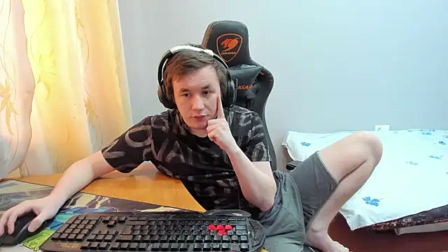 iliaskrislove live sex cam