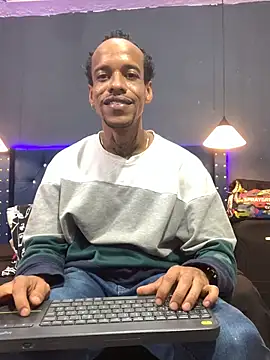 Salomon_koude live sex cam