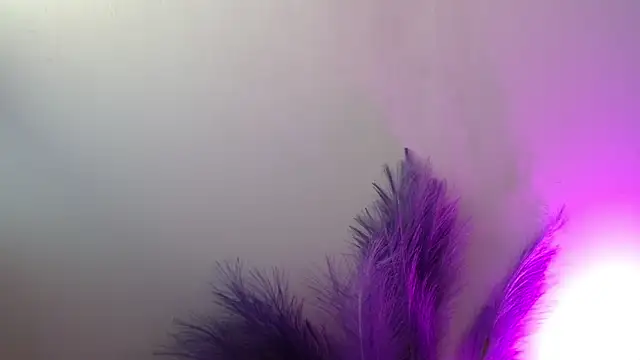 Queen_Rousee's cam snapshot