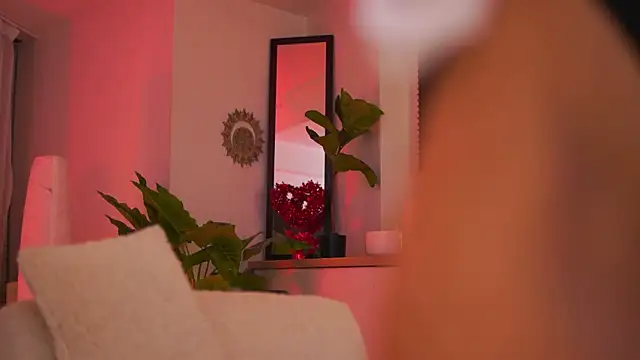 KyssaraPlay live sex cam