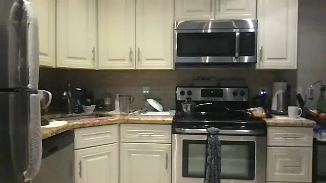 BigGuyMuscle live sex cam