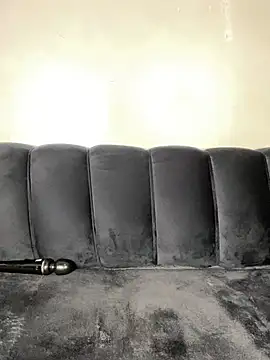 Thick_Lucia live sex cam