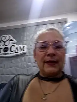 miisevvie_'s cam snapshot