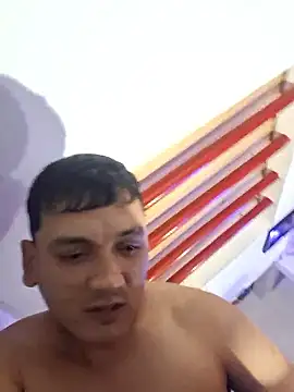 Chloe_y_Dante's cam snapshot