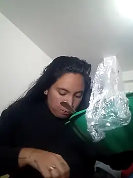 phoop_lilaa's cam snapshot