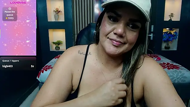 ruby_jimenez19's cam snapshot