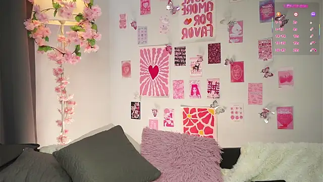 AmiLewis's cam snapshot