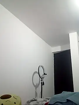 phoop_lilaa's cam snapshot