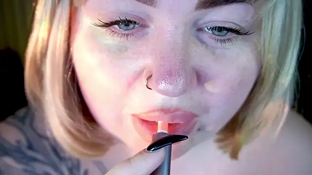 ZaraReignn live sex cam