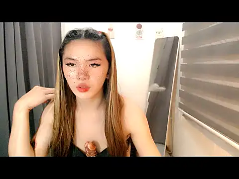 YoungAsianHardCock live sex cam