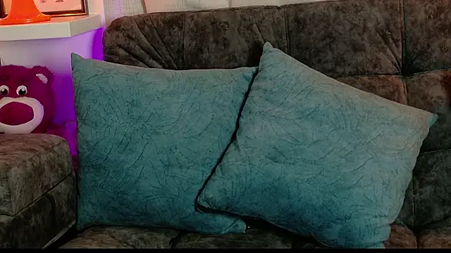 Lexiie1 live sex cam