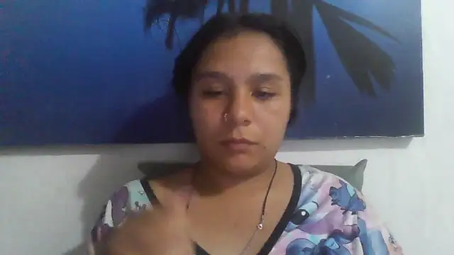 Charis_21 live sex cam