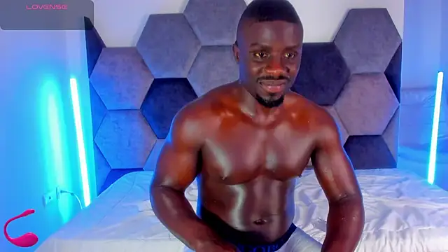 Latrellx7 live sex cam