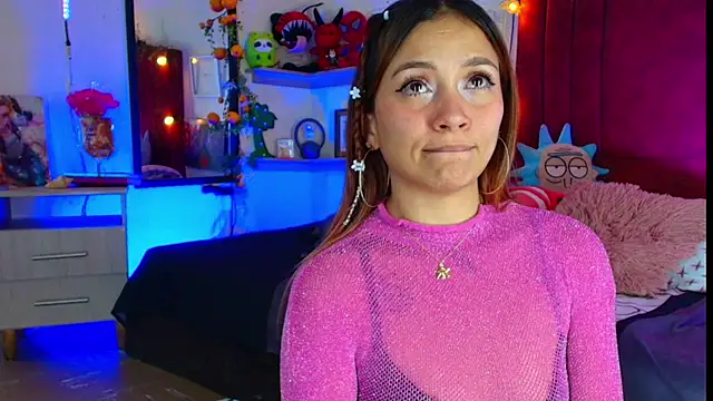 alisson_zafiro_'s cam snapshot