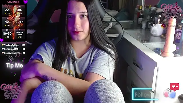 Mysticdooll69's cam snapshot