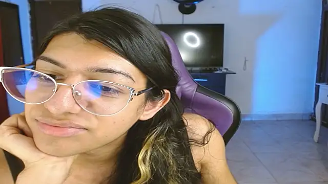 engielphoenis14 live sex cam