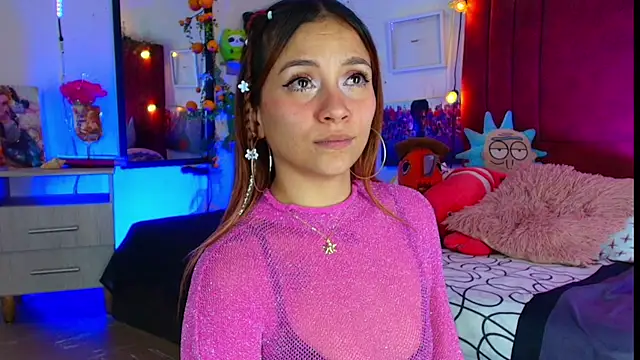 alisson_zafiro_'s cam snapshot