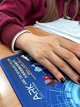 ThuPhuong-Tr's cam snapshot