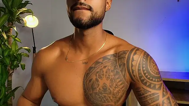 LiamGarcia1 live sex cam