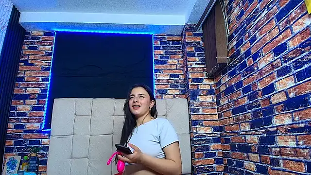 meelanyharux303av's cam snapshot