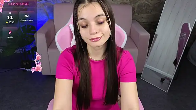 Leila_Hefner's cam snapshot