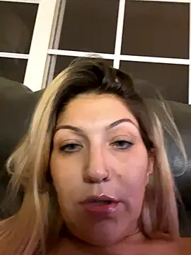 LittleMissEeve live sex cam