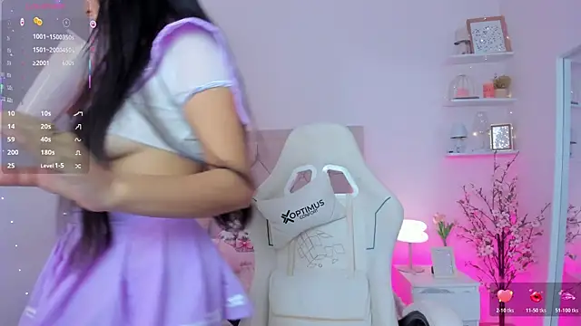 kim_dreams18's cam snapshot