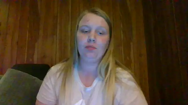 DomsSexDoll69's cam snapshot